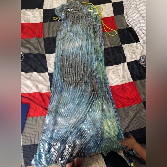 Designer dress - Picture 5 of 7